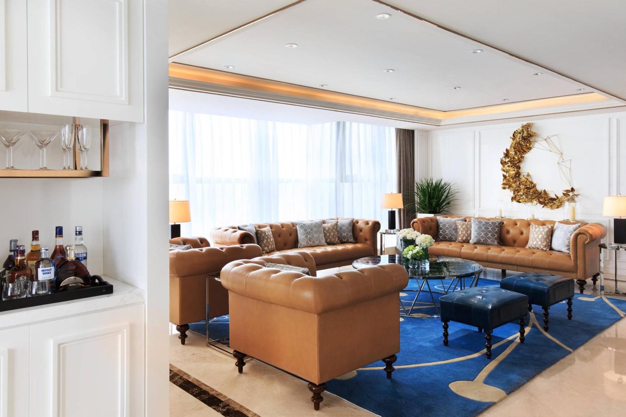 Courtyard By Marriott Zhengzhou East Hotel Exterior photo